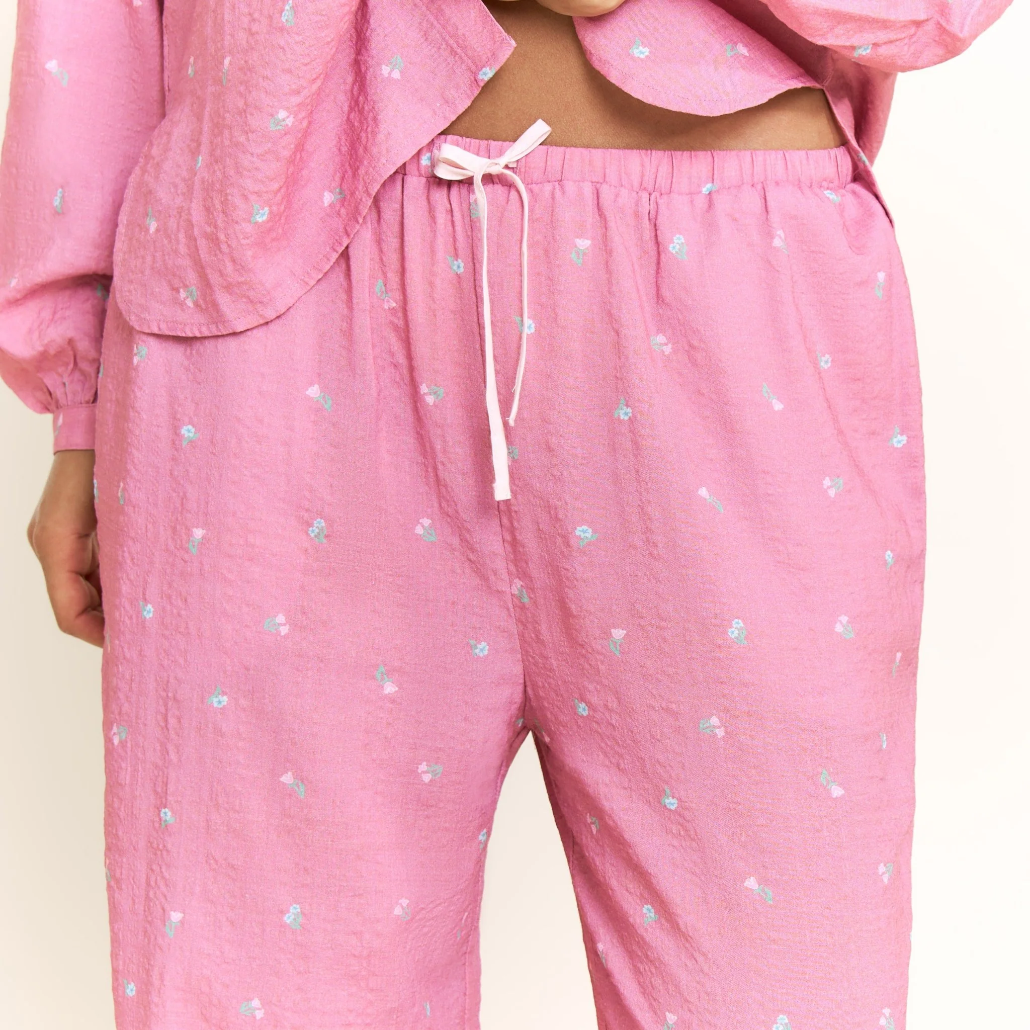 Good Life Long Sleeve Pant Set in Rosy Meadow Ditsy - Image 5