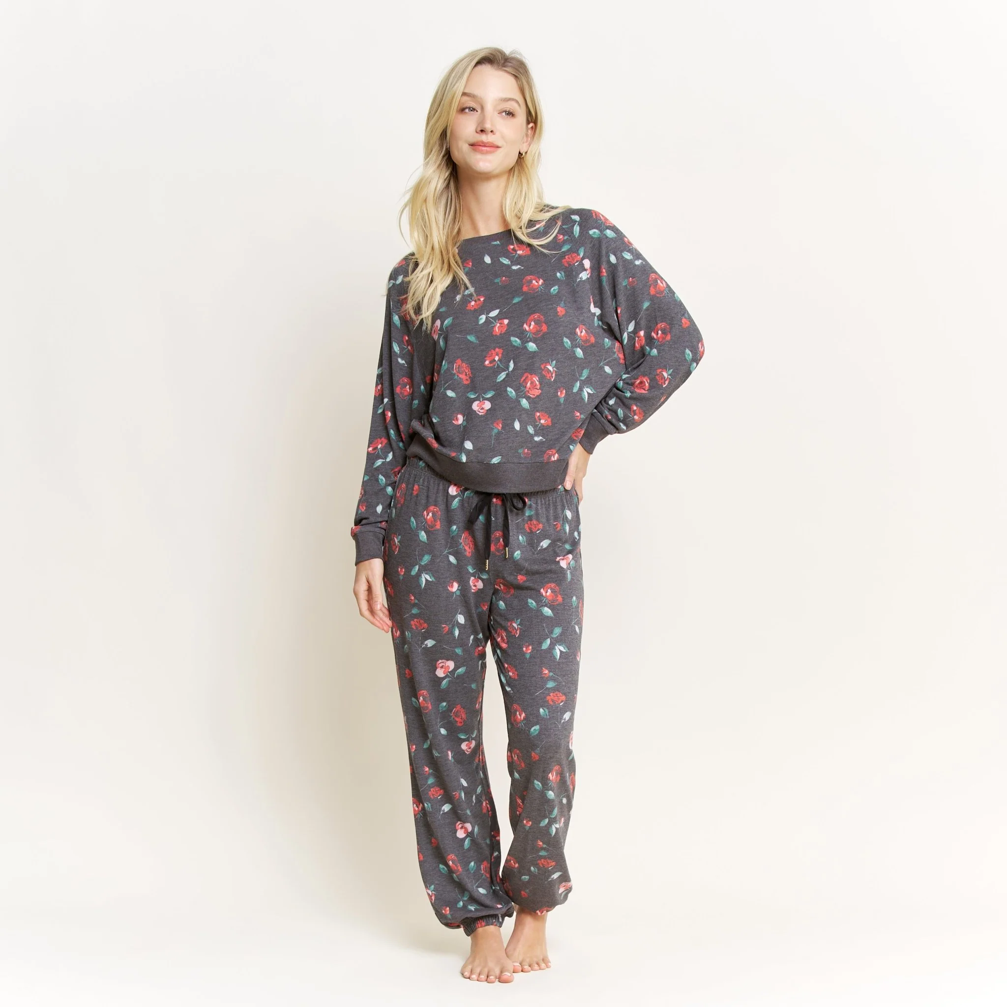 Star Seeker Long Set in Dark Roses